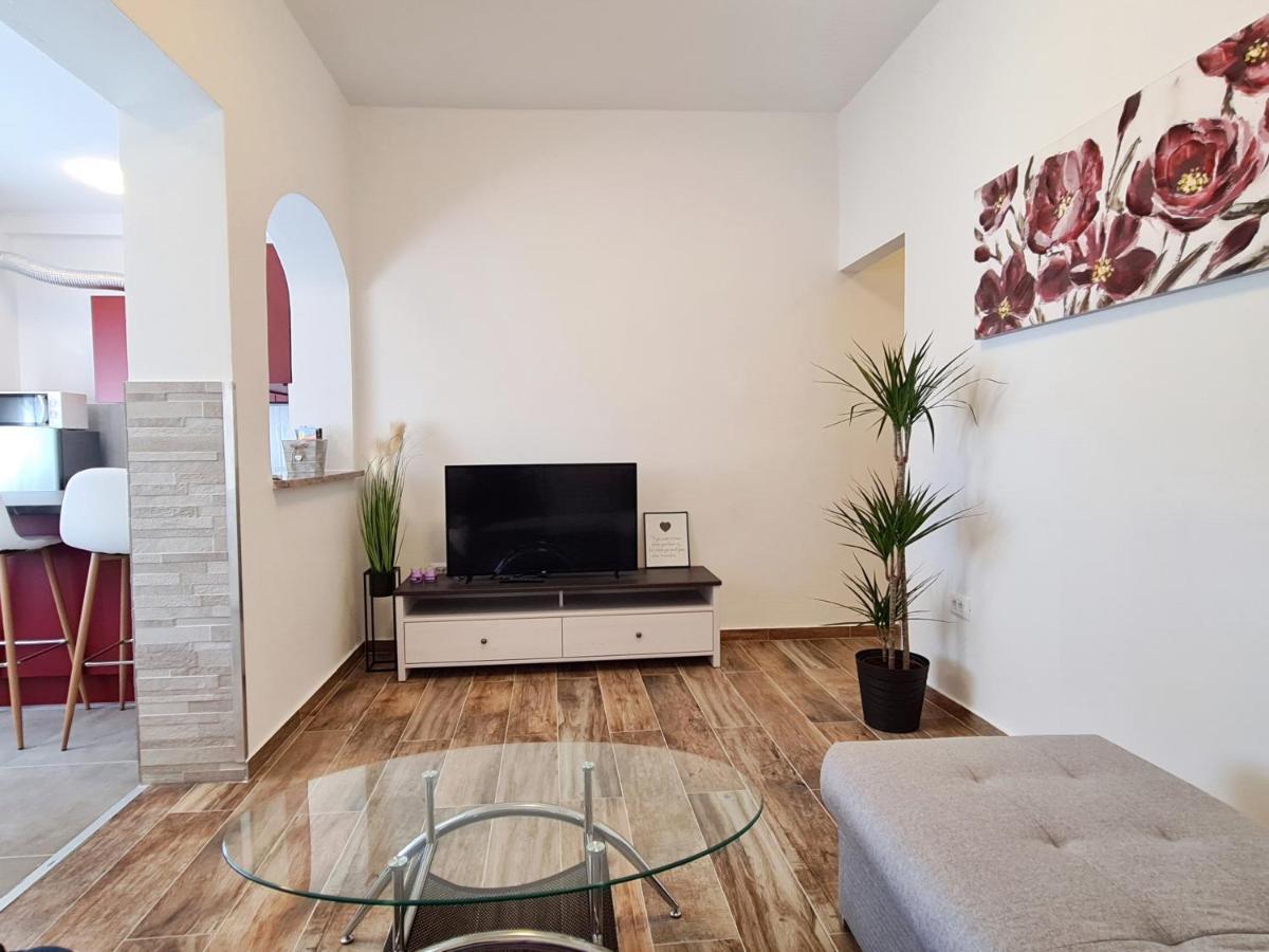 Apartment Antonio Banjole Exterior photo