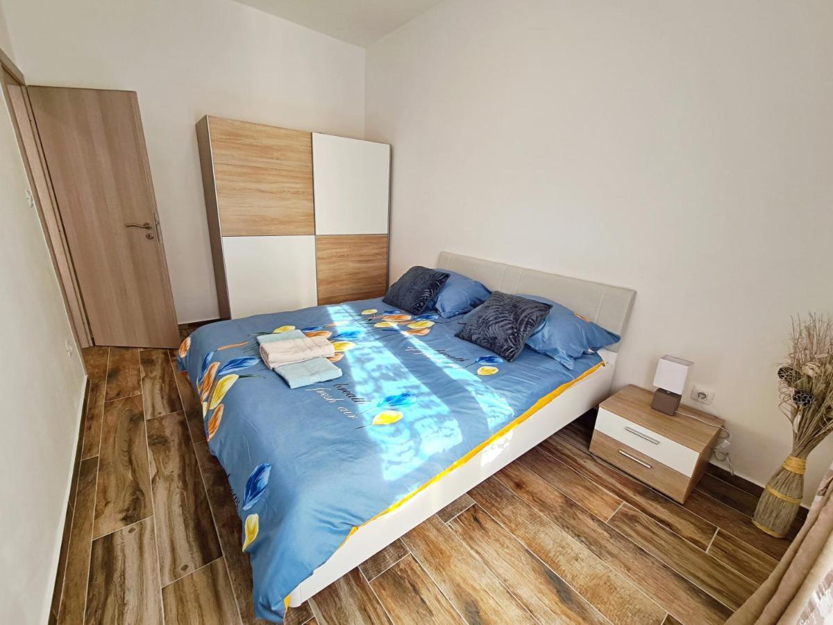 Apartment Antonio Banjole Exterior photo